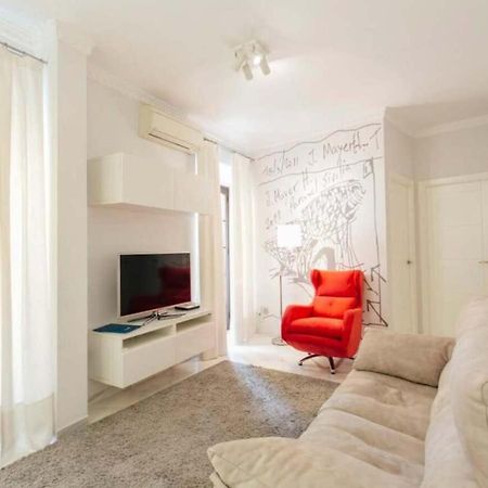 Minimalism And Modern- 2Bd 1Bth- Las Setas Seville Luaran gambar